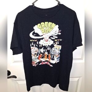 A Green Day Dookie men's large short sleeve 100% Cotton t-shirt. EUC.